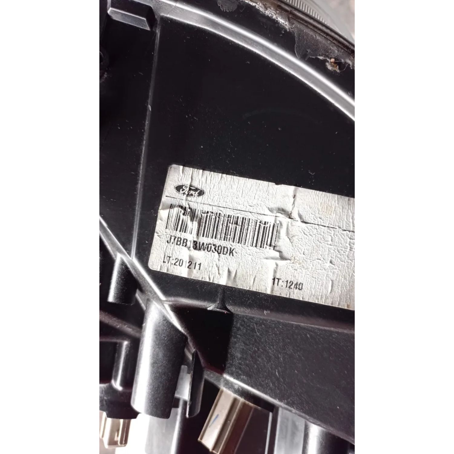 Farol Mascara Negra Original Ka 2019/21 Esquerdo - cód. J7BB13W030DK - Imagem 5